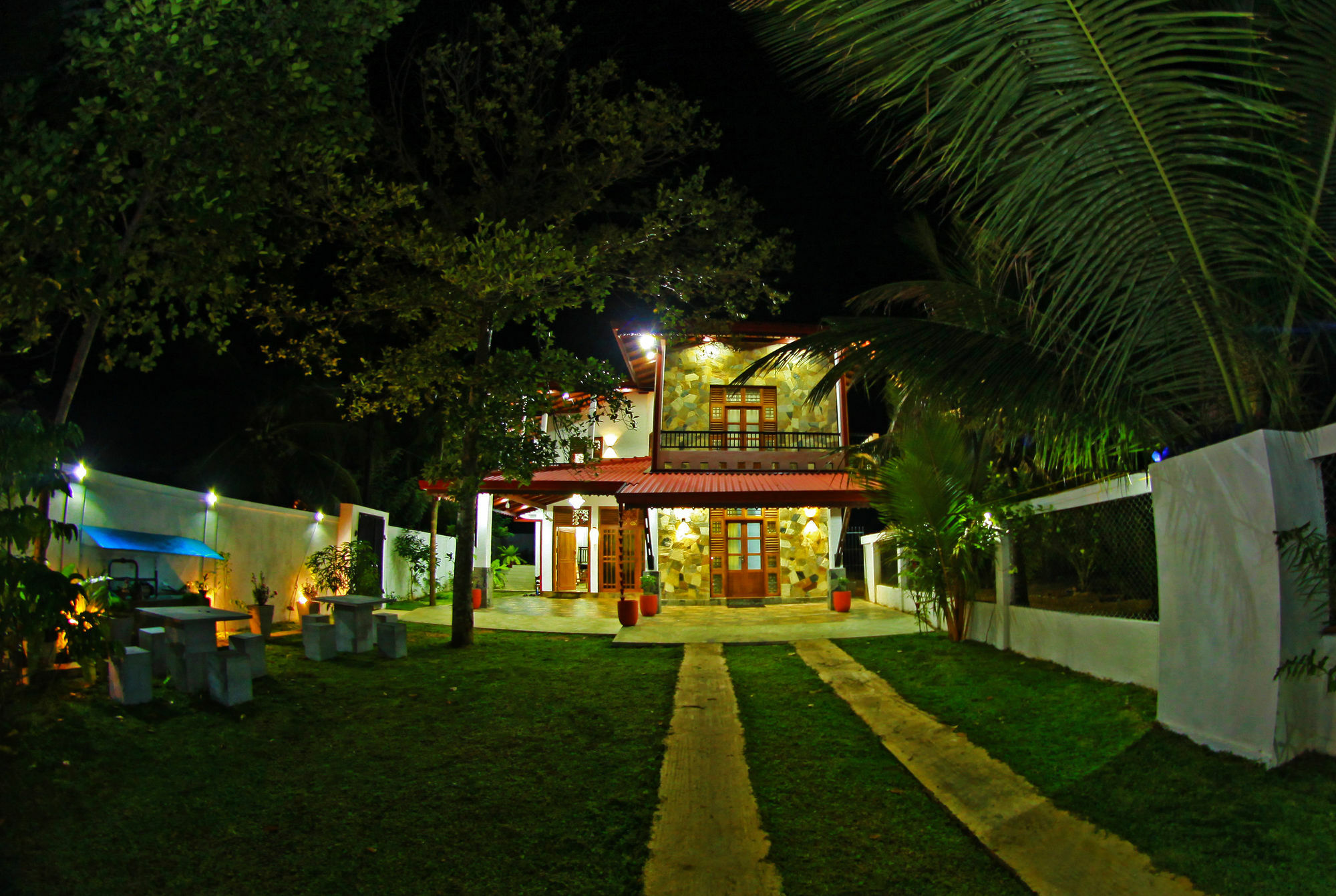 Grand Residence Тангале Екстериор снимка